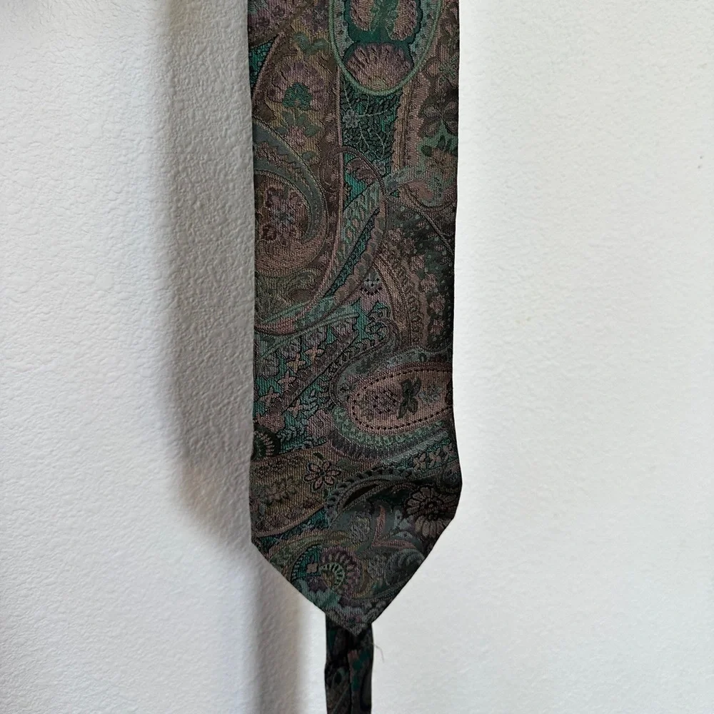 Fendi Cravatte Silk Neck Tie Made in Italy